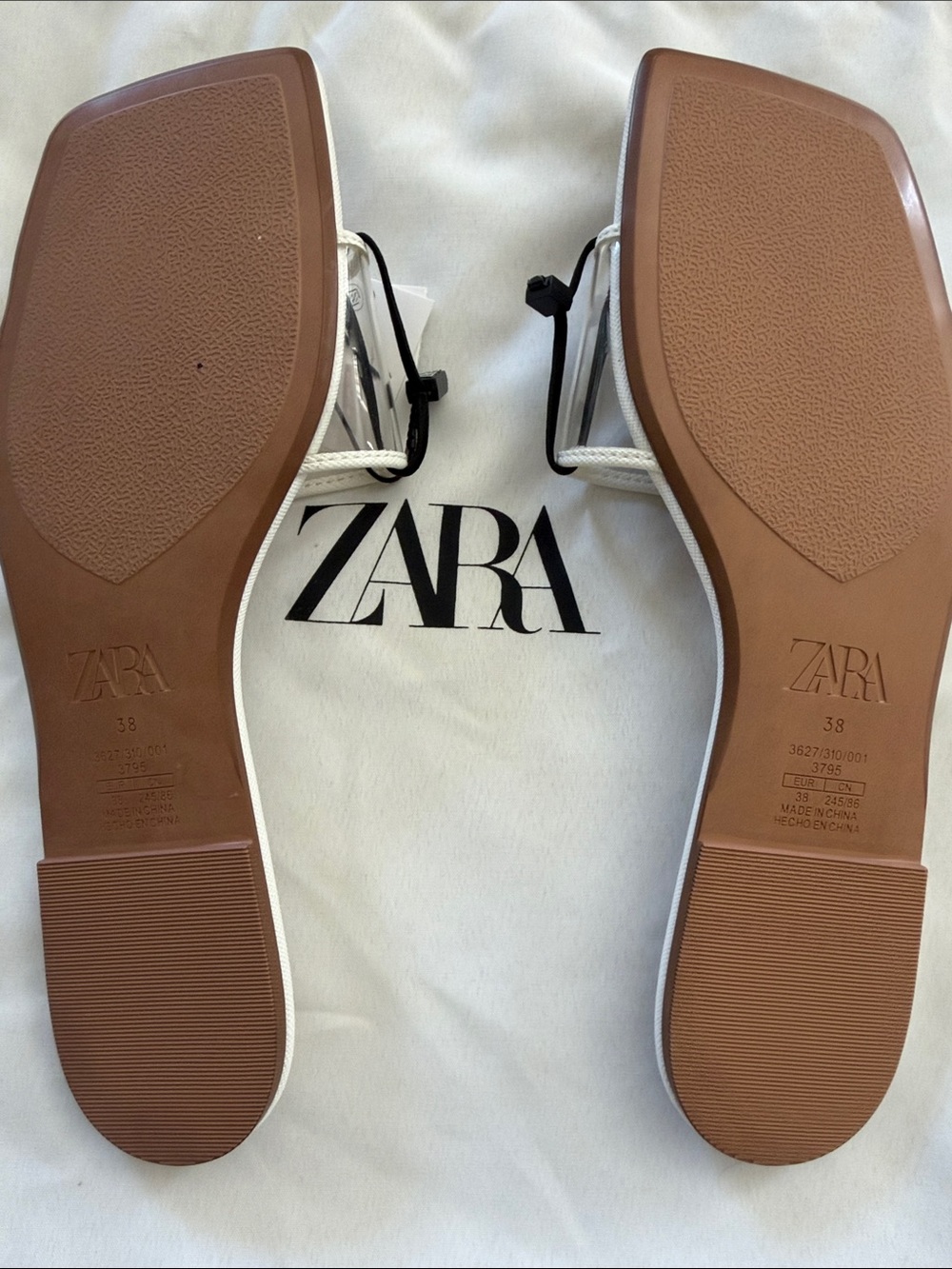ZARA White Slide Sandals with Clear Straps and Tan Footbed - Picture 3 of 8